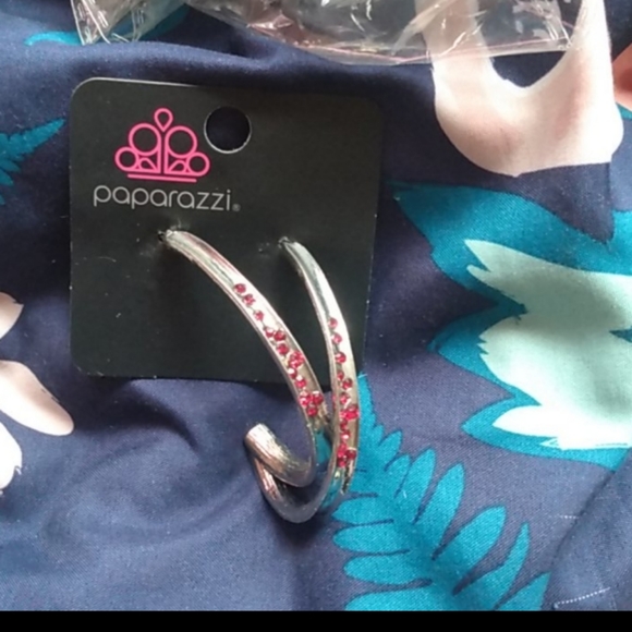 Hoop earrings with red gems